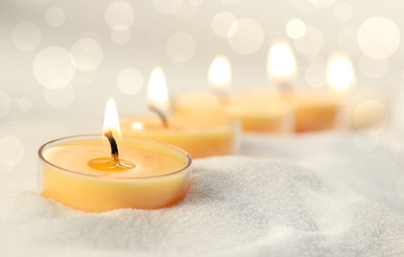 willows-support-group-candle
